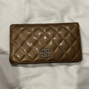 CHANEL Brown Quilted Wallet with Iconic CC Logo (SOLD)